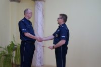 Komendant Miejski Policji w Sosnowcu składa gratulacje swojemu Zastępcy