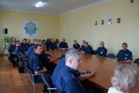 Kadra kierownicza, policjantki, policjanci, pracownicy KMP Sosnowiec oraz zaproszeni goście