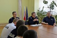 Spotkanie Komendanta Miejskiego Policji w Sosnowcu z podległymi policjantami będącymi w służbie przygotowawczej