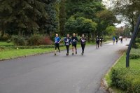 Bieg charytatywny dla Piotra i inauguracja kampanii na rzecz bezpieczeństwa pieszych- uczestnicy w trakcie biegu